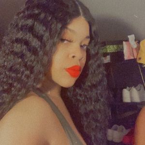 Meet your Posher, Tamara